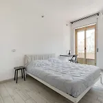 Bovisa Politecnico - Spacious Apt With Balcony!